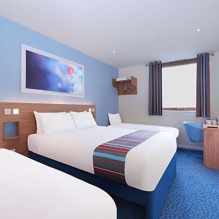 Travelodge Colwyn Bay Old Colwyn Phòng bức ảnh