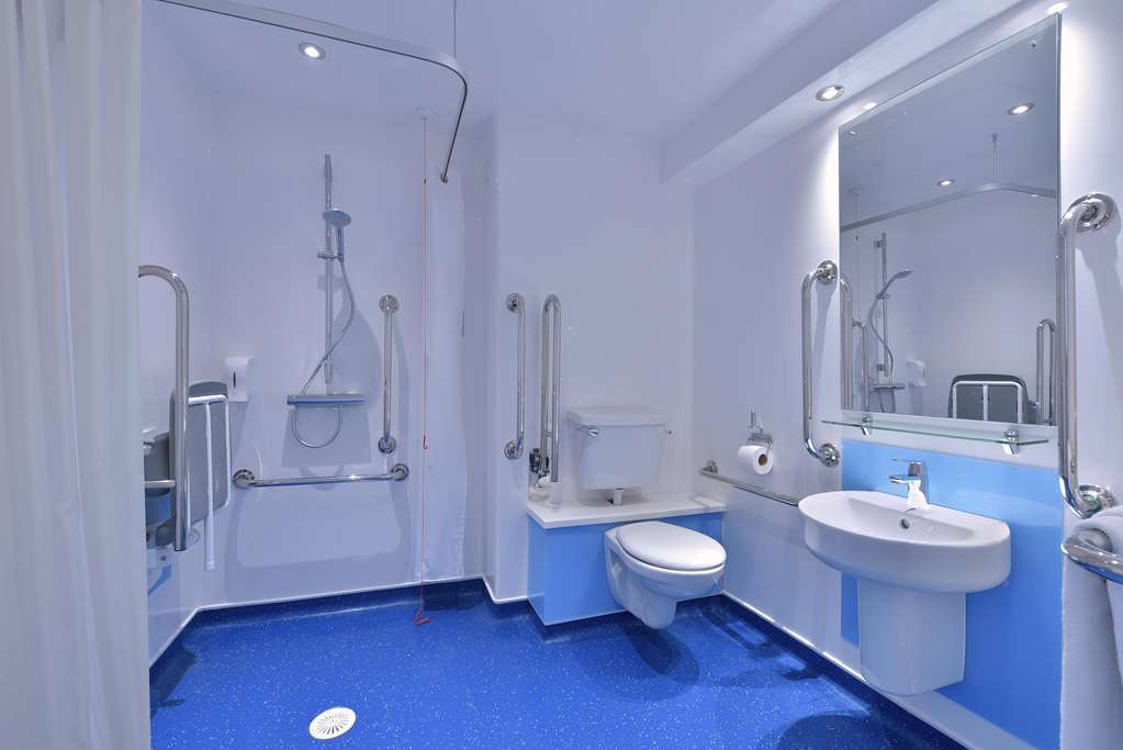 Travelodge Colwyn Bay Old Colwyn Phòng bức ảnh